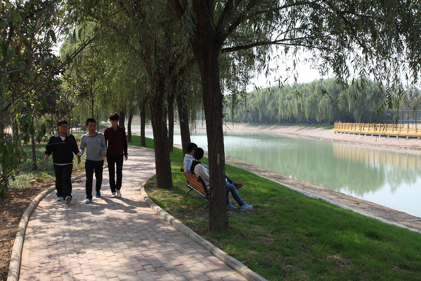 【许昌晨报】:太阳成集团tyc7111cc疏浚辛集沟打造全市首个校园人工湖